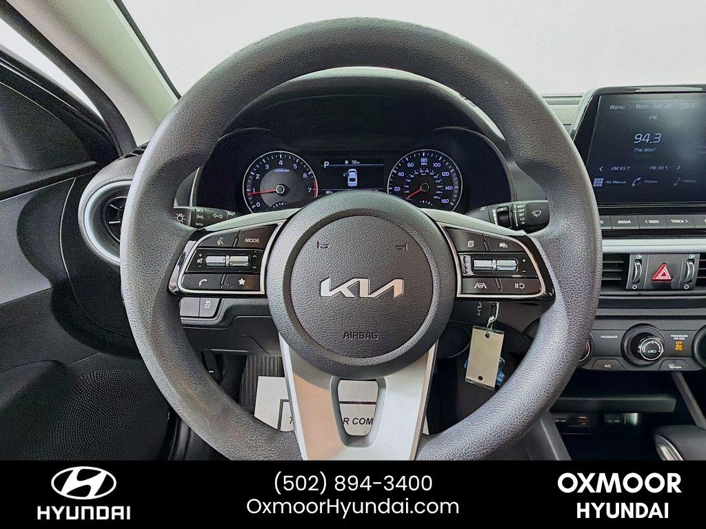 Used 2023 Gravity Gray Kia LXS image 11
