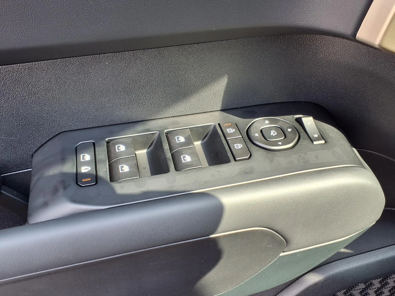 New 2027 Panthera Metal Kia EX image 10