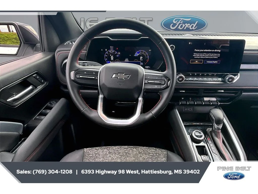 Used 2024 Summit White Chevrolet 4WD Z71 image 5
