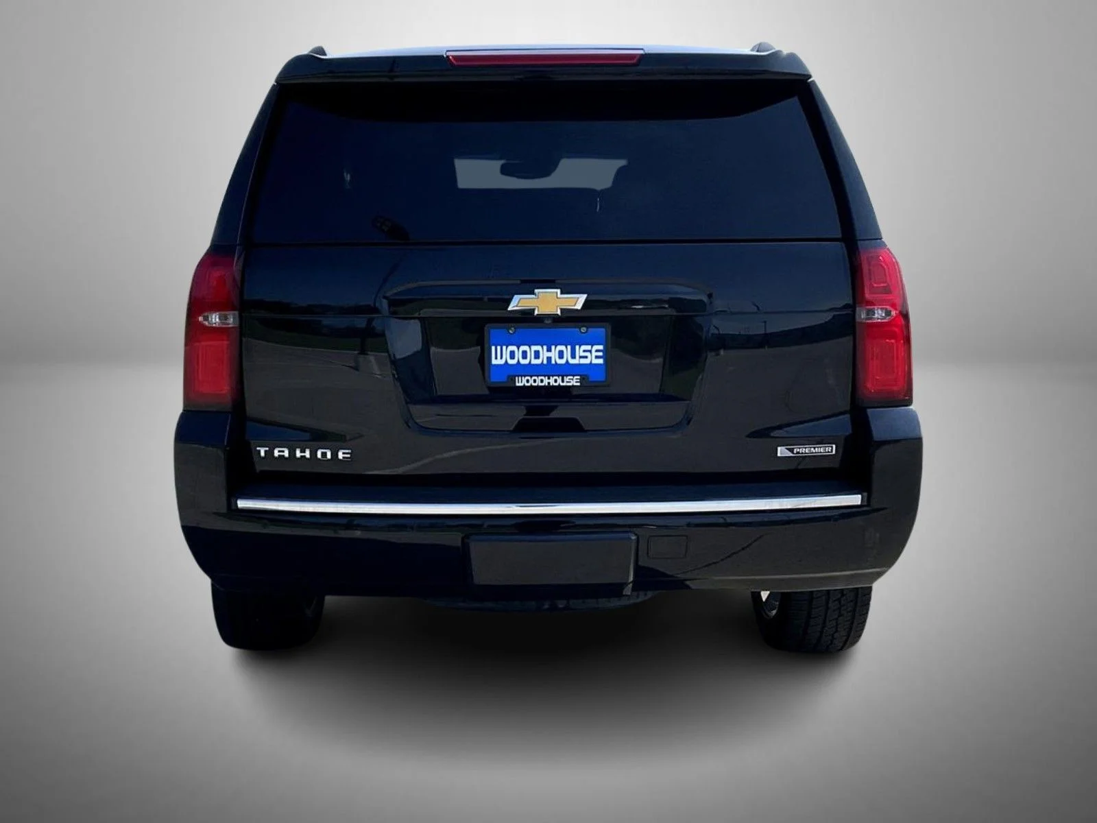 Used 2018 Black Chevrolet Premier image 6