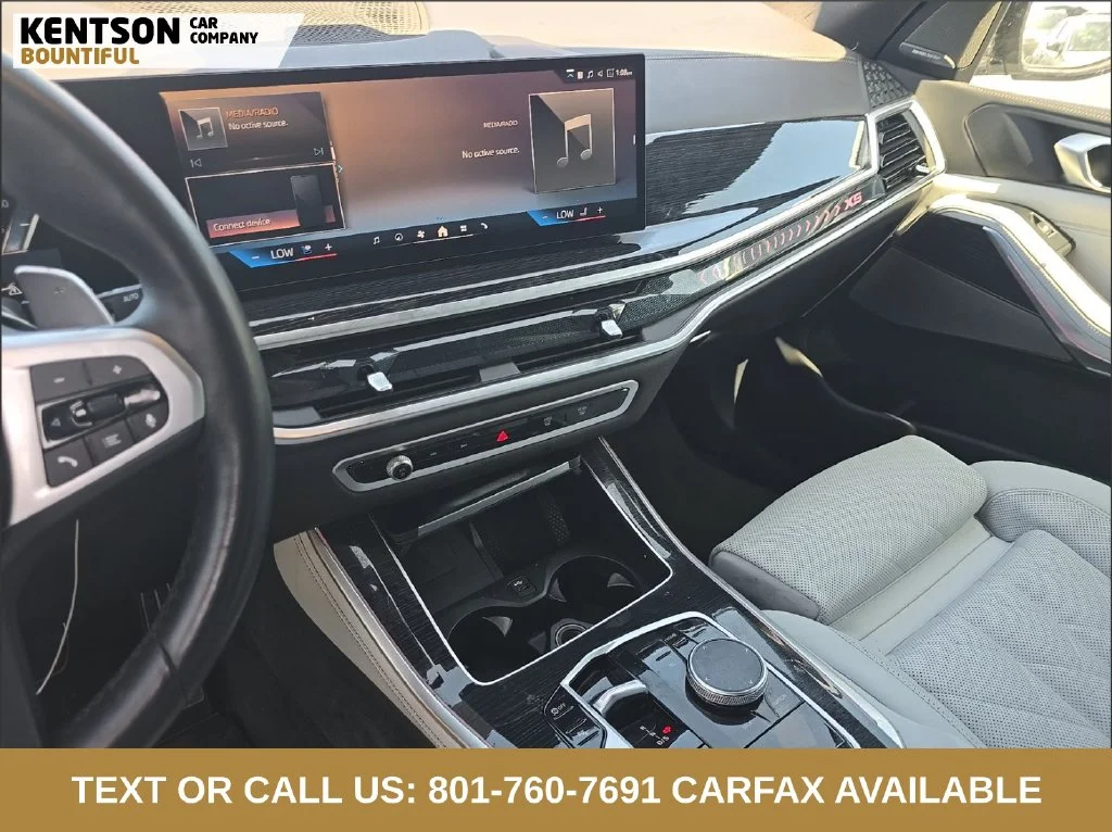 Used 2026 Gray BMW xDrive40i image 5