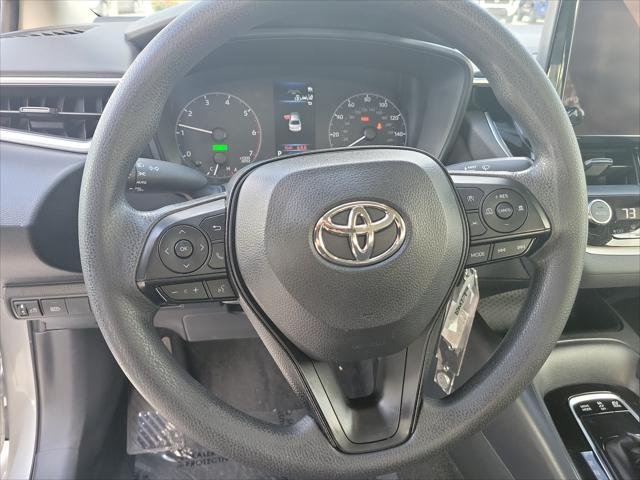 Certified Used 2024 CLASSIC SILVER METALLIC Toyota  image 27