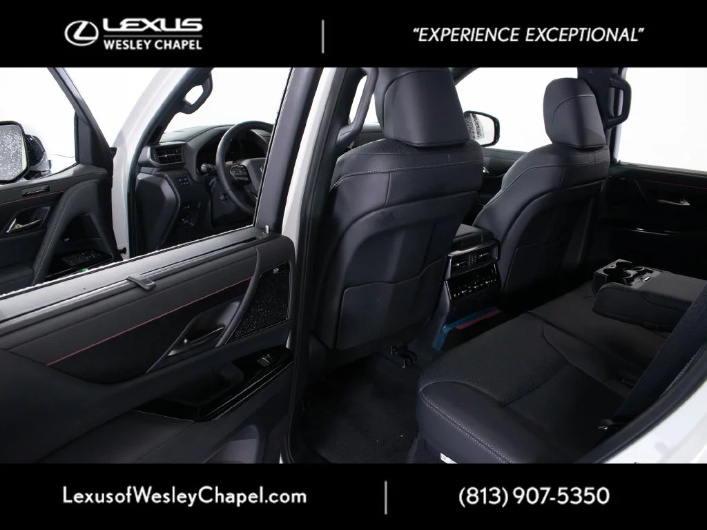 New 2026 Eminent White Pearl Lexus LX 700h LUXURY image 8