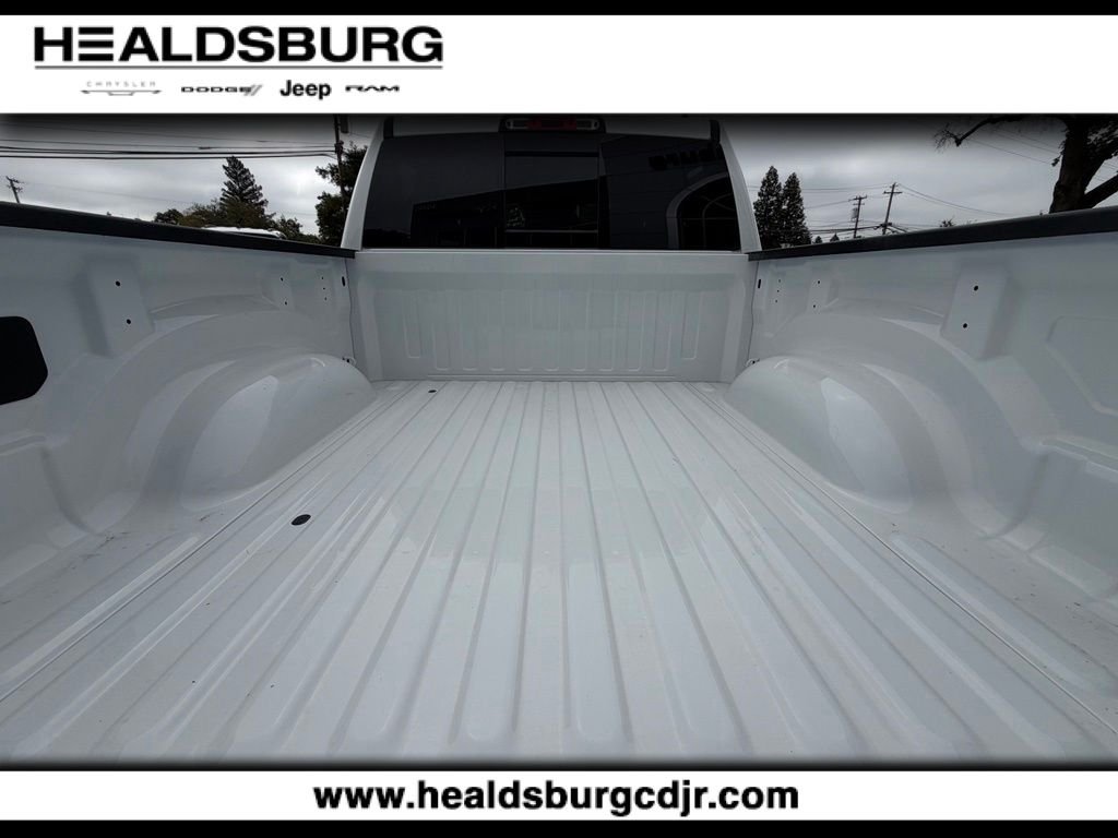 New 2026 Bright White Clear-Coat Exterior Paint RAM Tradesman image 26