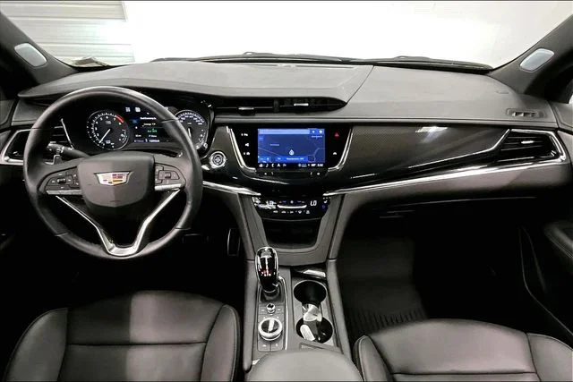 Used 2024 Crystal White Tricoat Cadillac Sport image 18