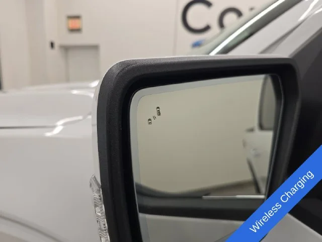 New 2026 Oxford White Ford Lariat® image 42