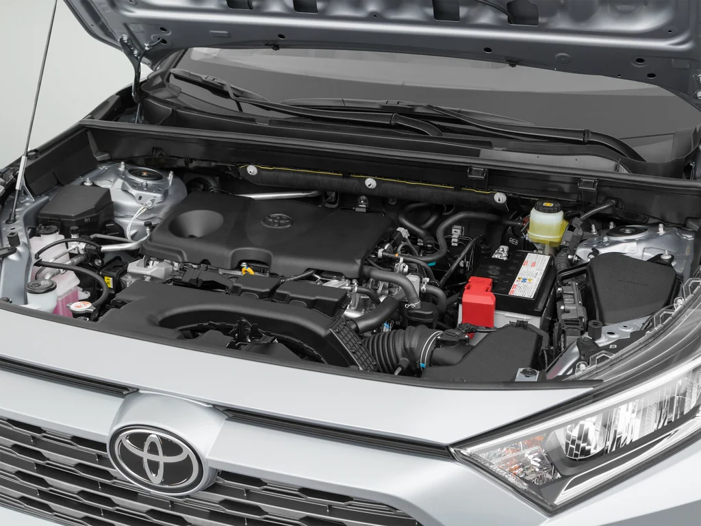 Used 2020 Silver Toyota XLE image 28