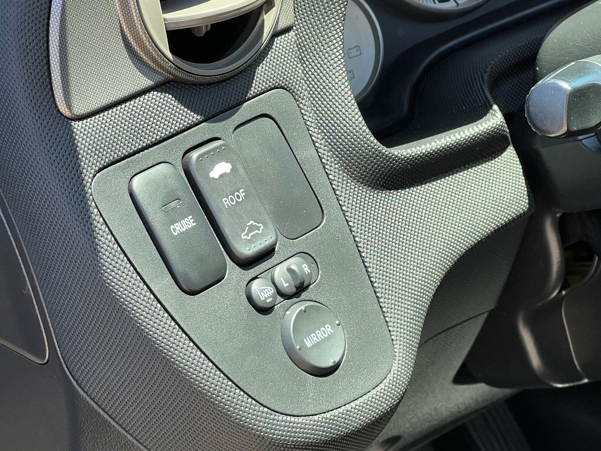Used 2005  Acura Type S image 20