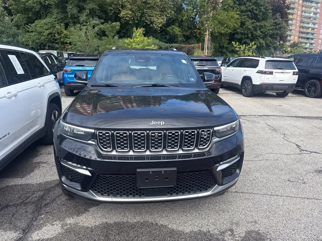 Used 2023 Black Jeep Summit 4xe image 2