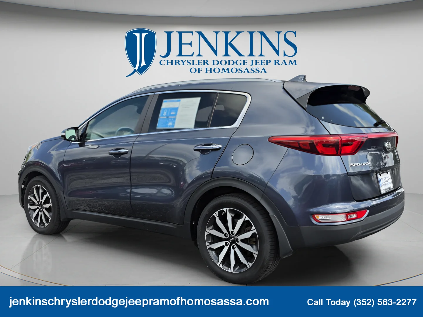 Used 2019 Blue Kia EX image 6