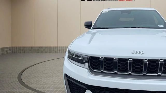 New 2026 White/off-white Jeep Limited image 11