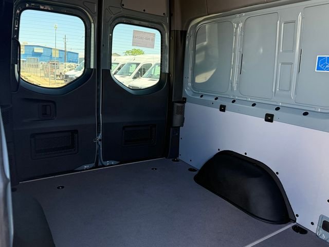 New 2026 Blue Gray Mercedes-Benz Crew 144 WB image 20