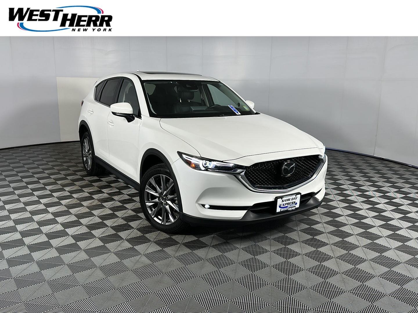 2021 Mazda CX-5 Grand Touring Auto's photo