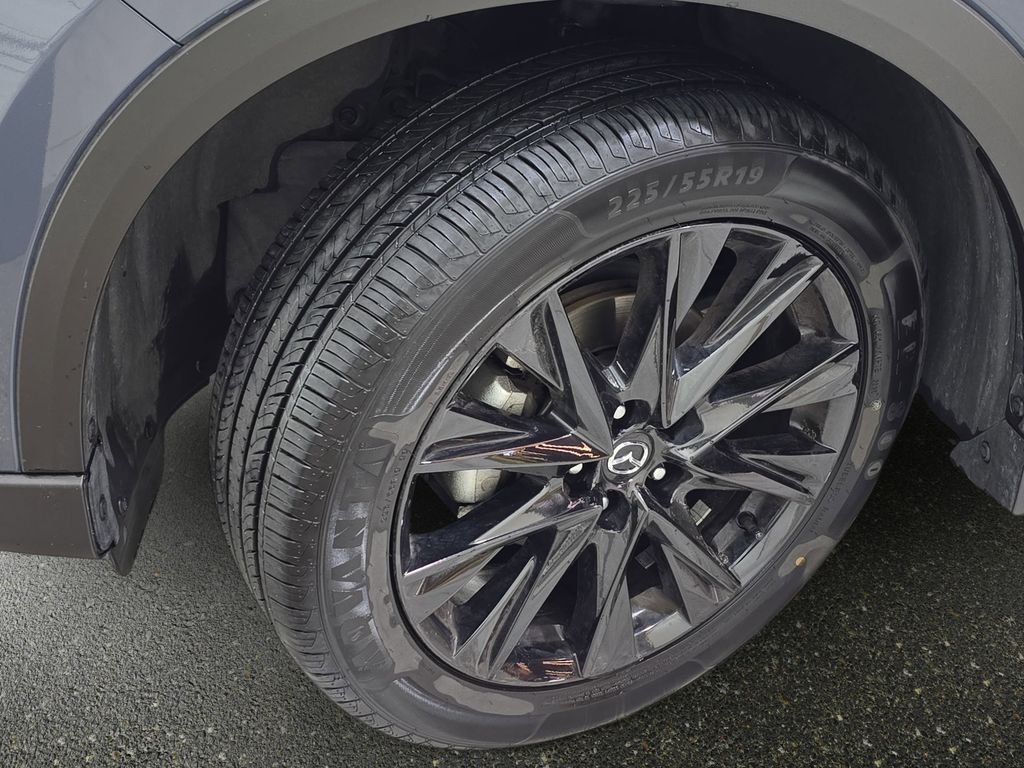 Used 2025 Gray Mazda 2.5 S Carbon Edition image 34