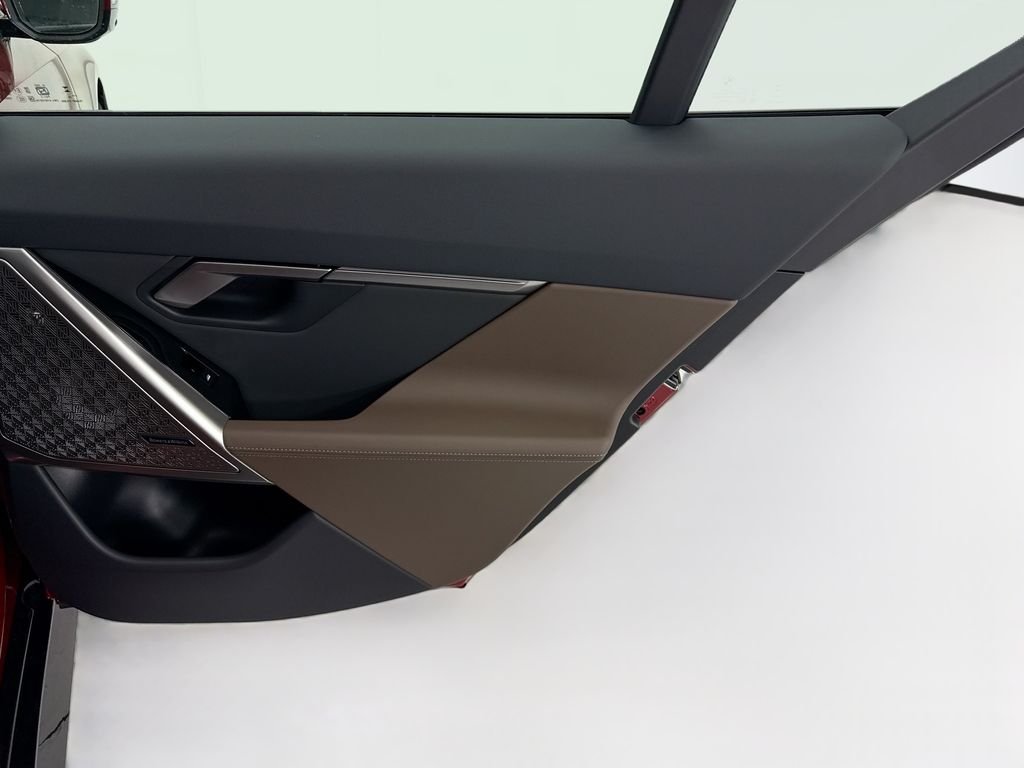 New 2027 Red Metallic BMW 550e xDrive image 26