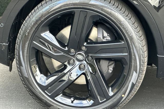 New 2026 Santorini Black Land Rover  image 25