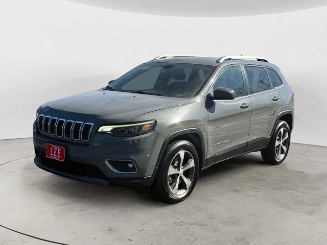 Used 2019 Gray Jeep Limited image 1