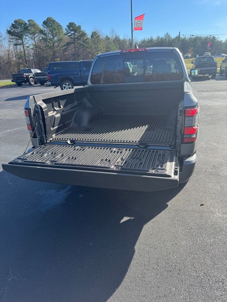 2026 Nissan Frontier SV - Photo 12