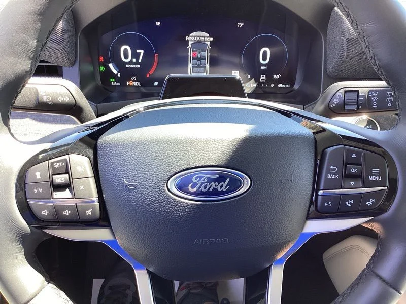 New 2026 White Ford Platinum image 35