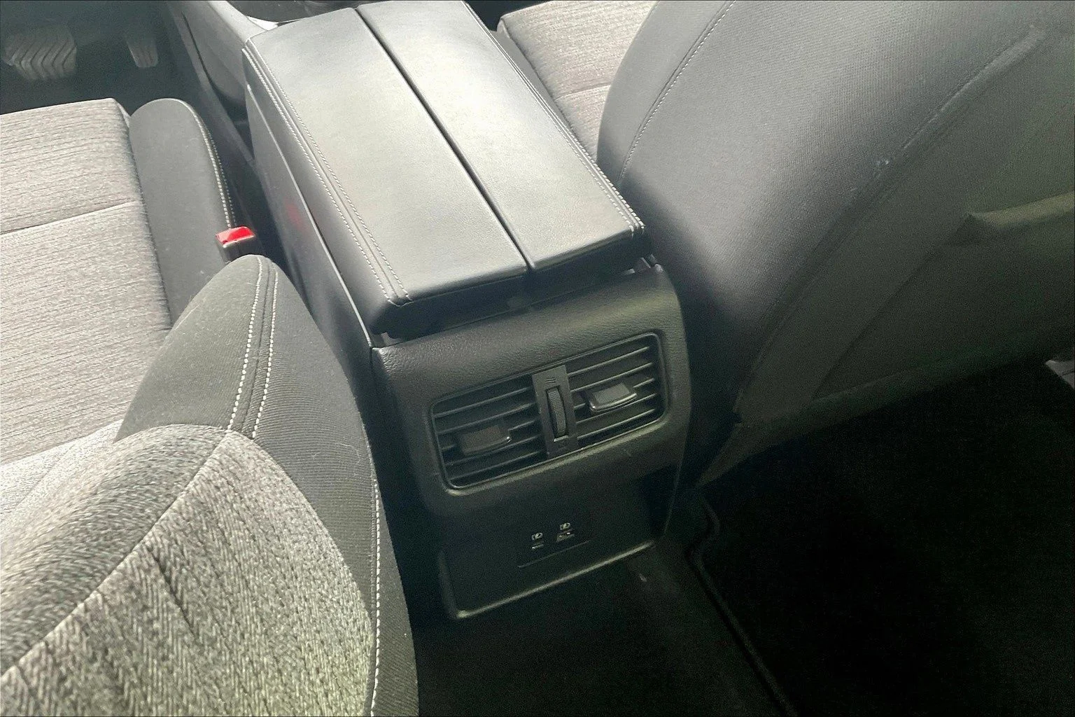 2023 Nissan Rogue SV - Photo 41