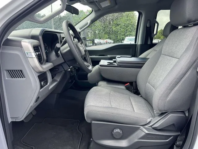 New 2026 Oxford White Ford F-250® XL image 11