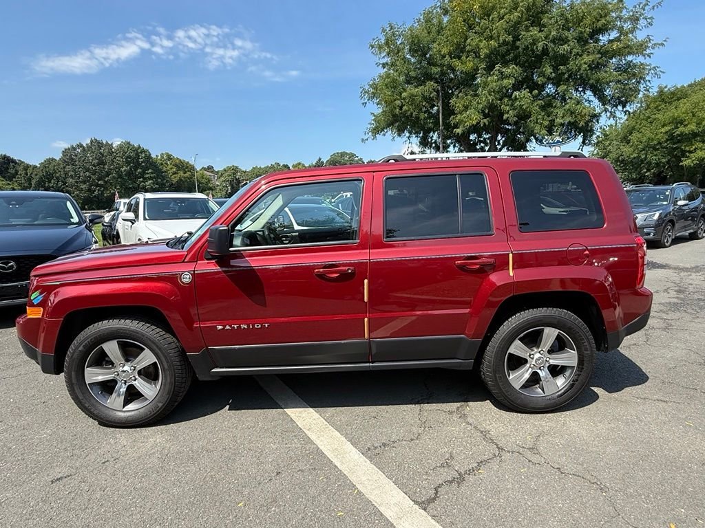 Used 2016 Red Jeep High Altitude image 6