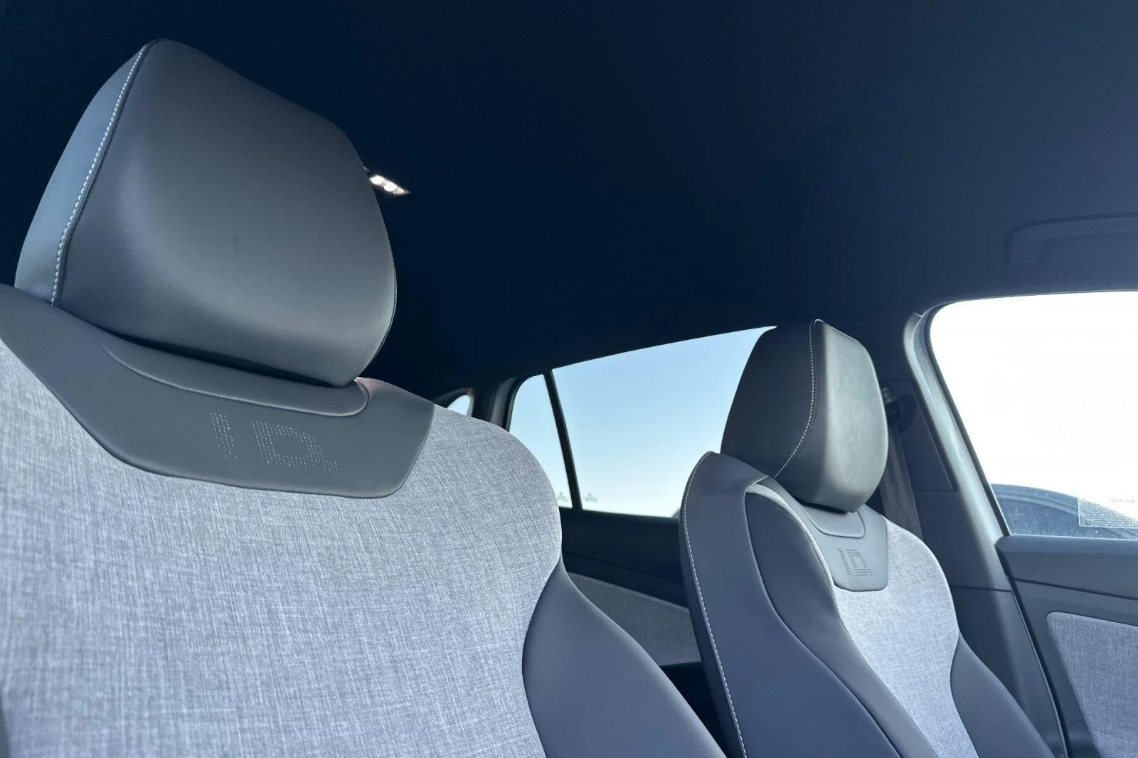New 2026 Opal White Pearl Volkswagen Pro image 17