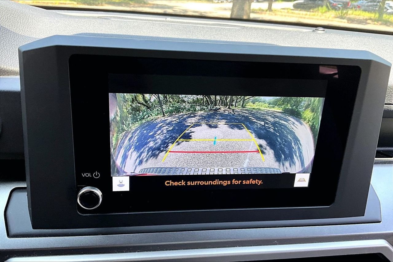Used 2026  Toyota SR5 image 13