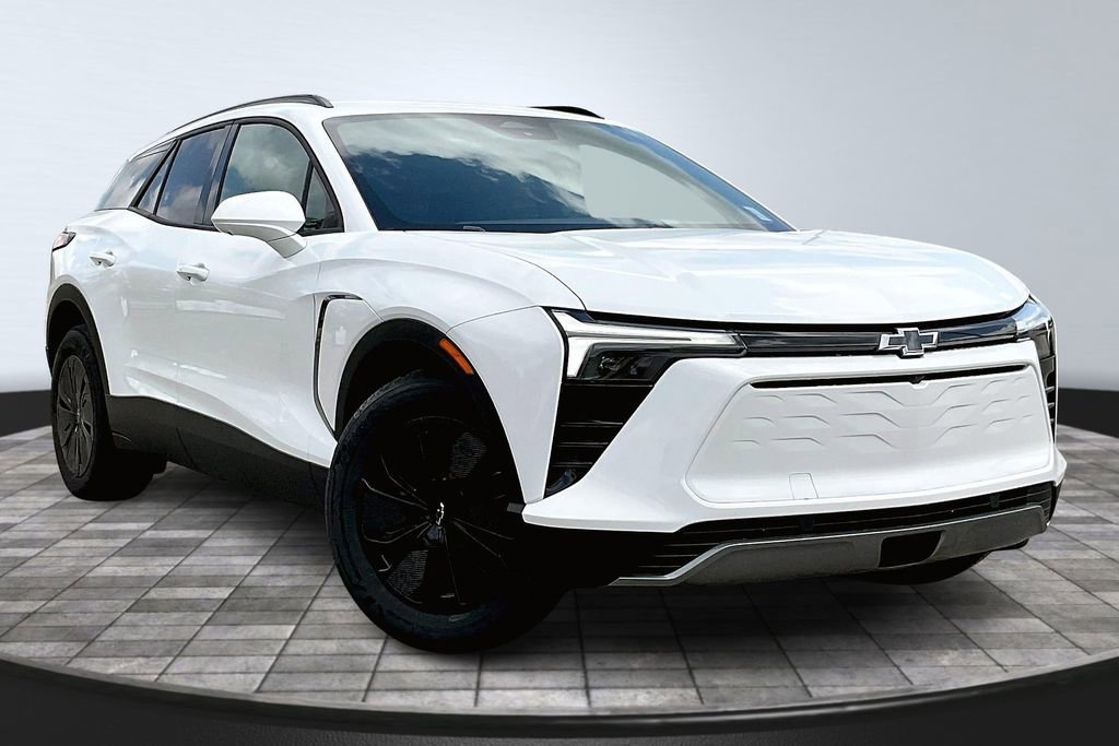 2025 Chevrolet Blazer EV LT - Photo 3