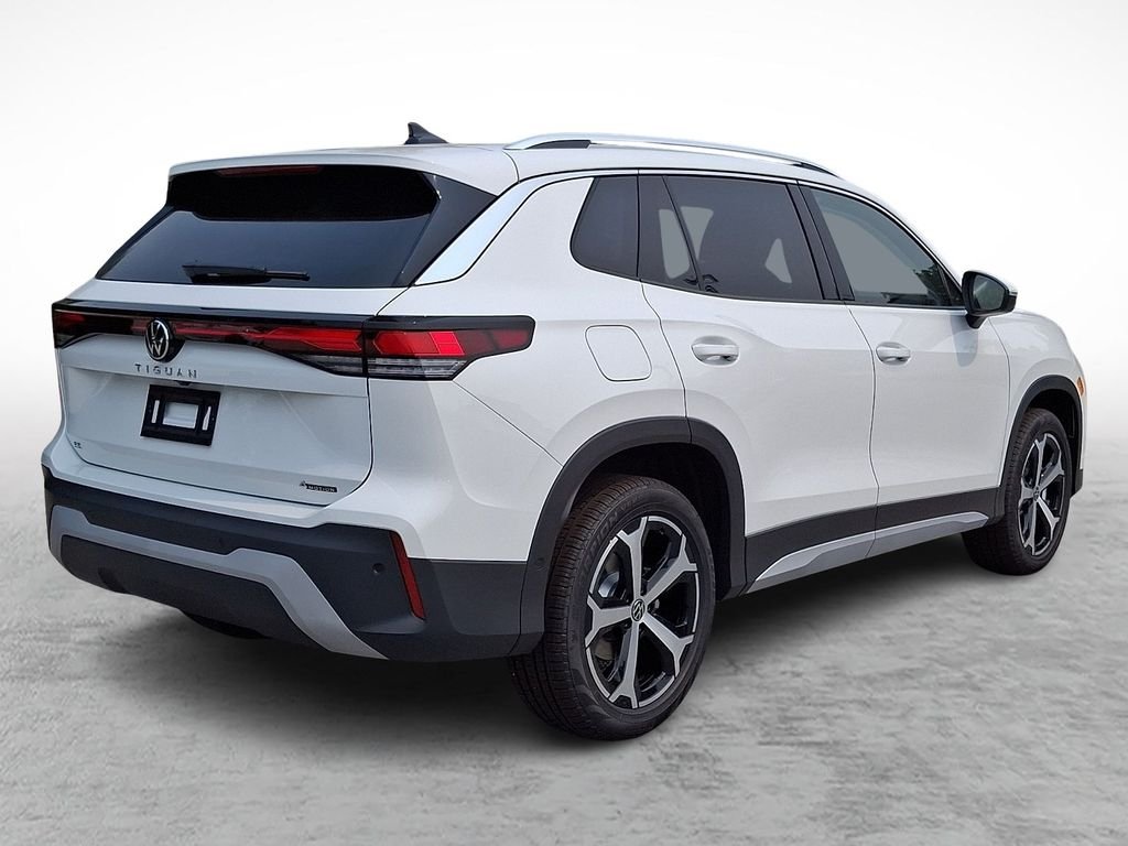 New 2026 White/off-white Volkswagen 2.0T SE image 4