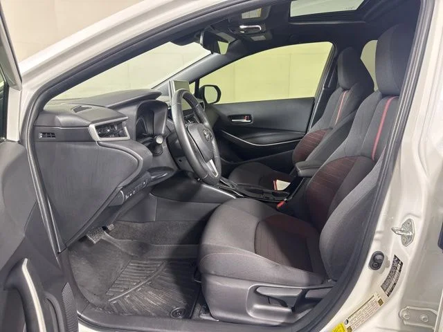 Used 2025 Pearl Toyota SE image 11