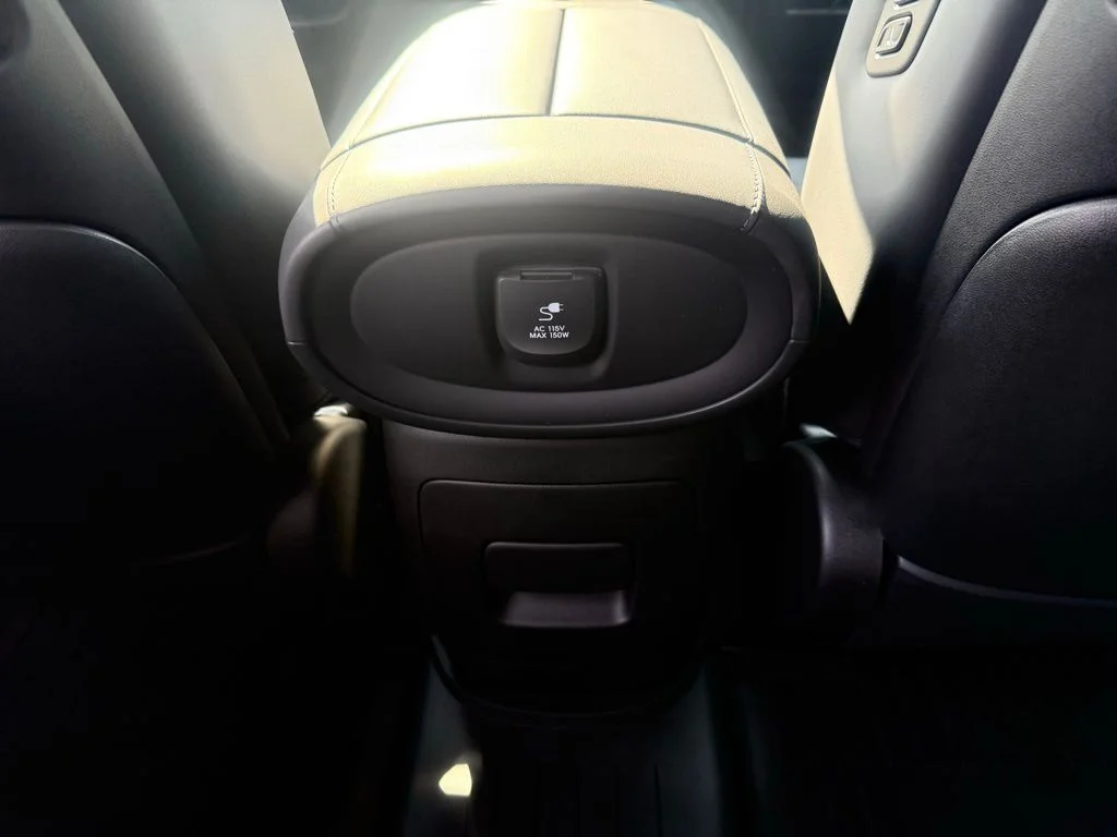 New 2026 Creamy White Pearl Hyundai Calligraphy image 18