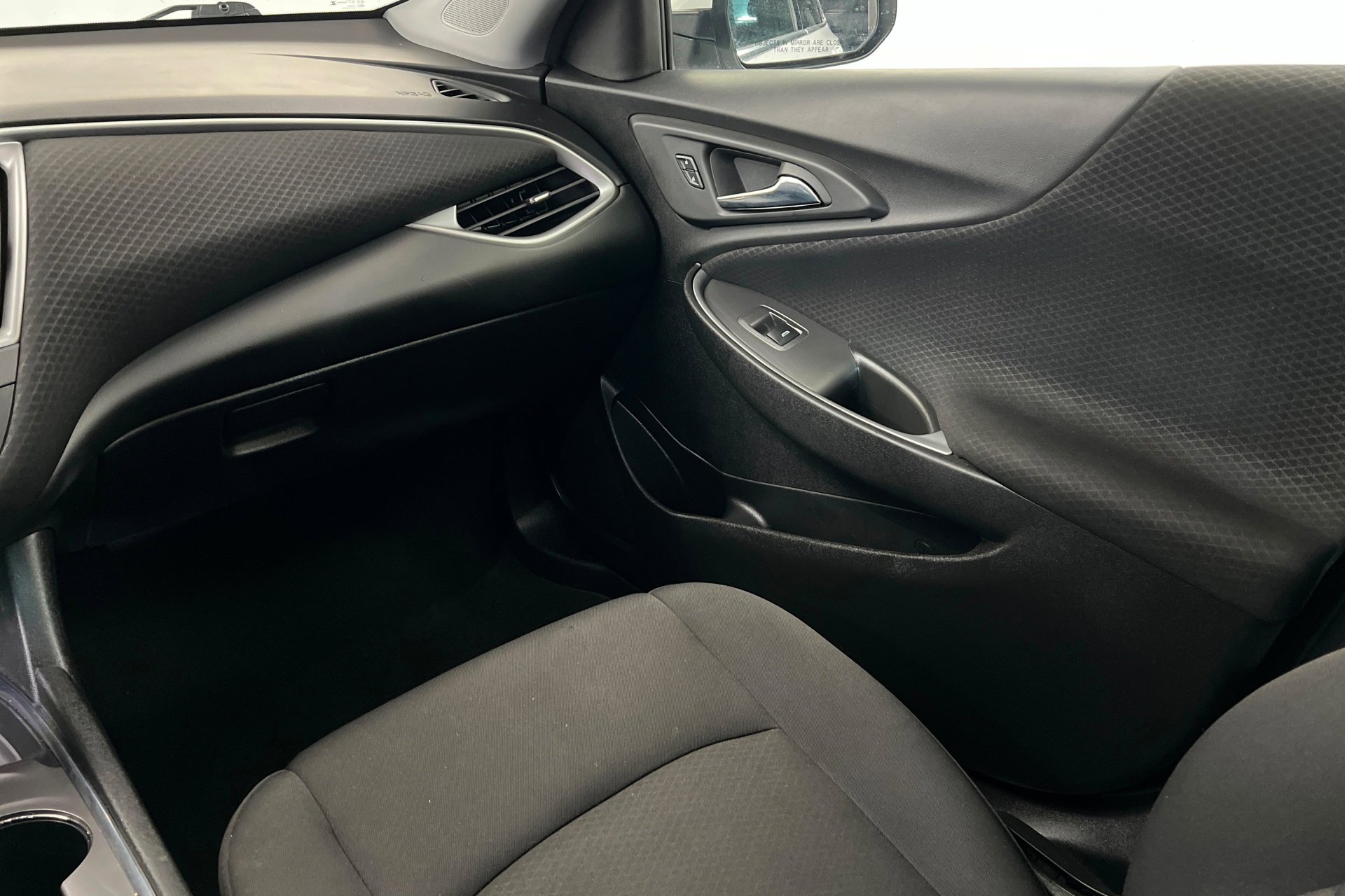 2024 Chevrolet Malibu 1LT - Photo 11