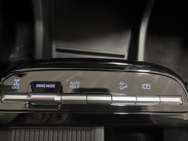 Certified Used 2026 Gray Hyundai Blue SE image 18