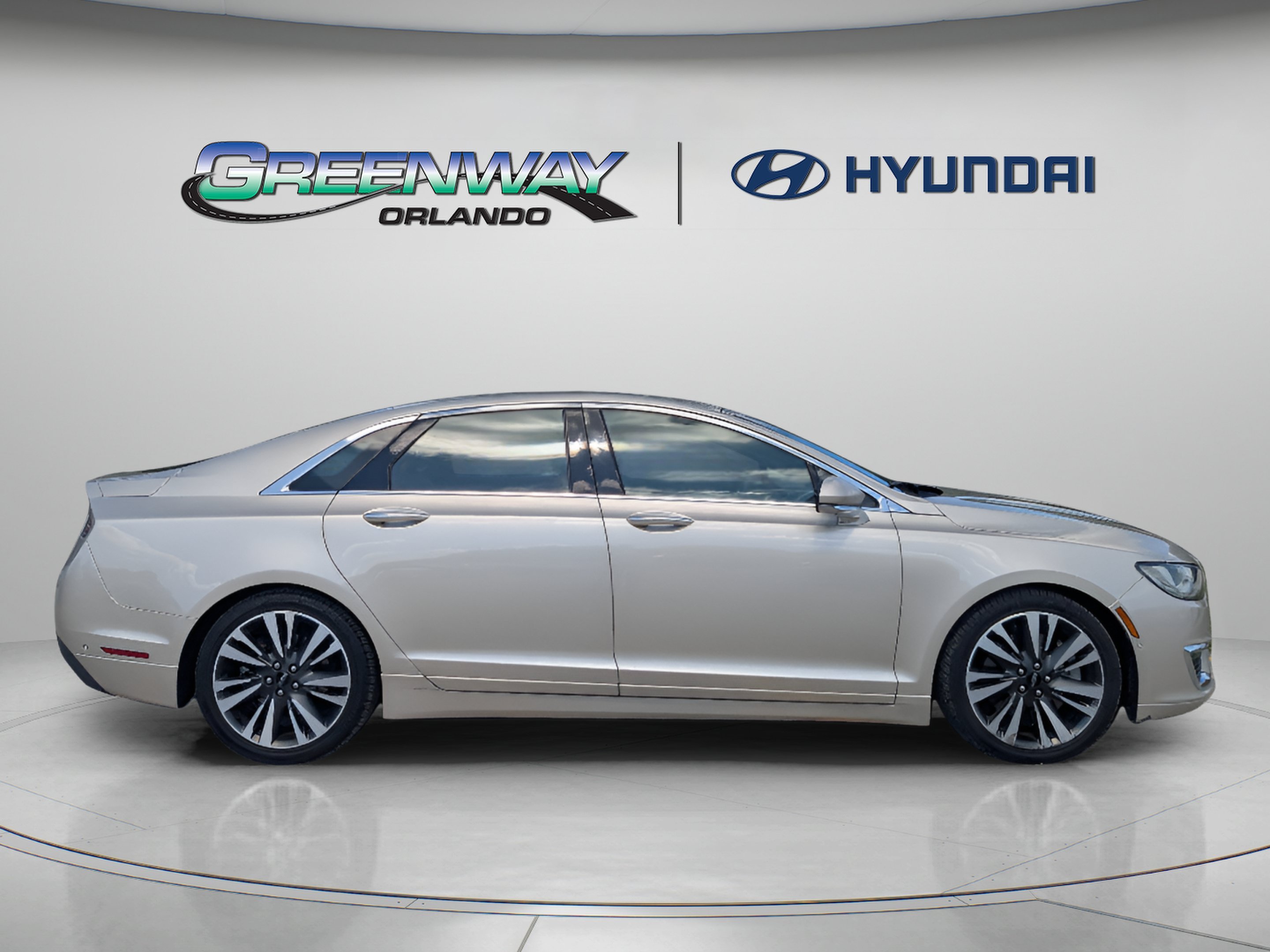 2017 Lincoln MKZ Reserve - Photo 9