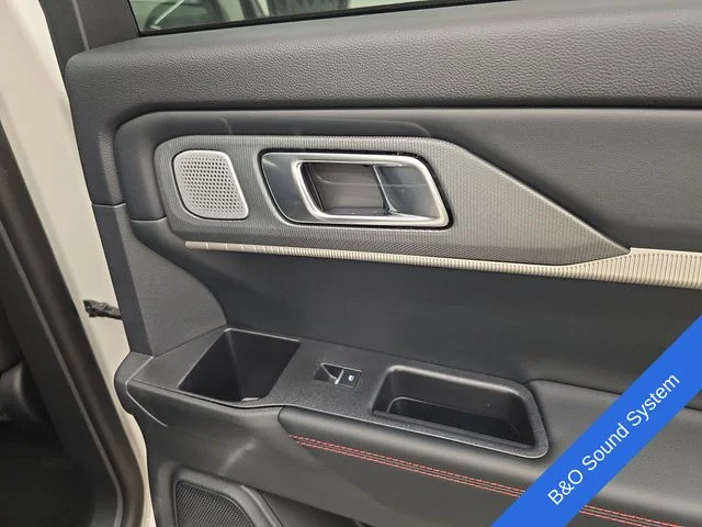 New 2026 Star White Metallic Tri-Coat Ford ST image 17