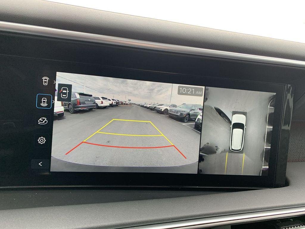 New 2026 White Hyundai SEL Premium 7P image 18
