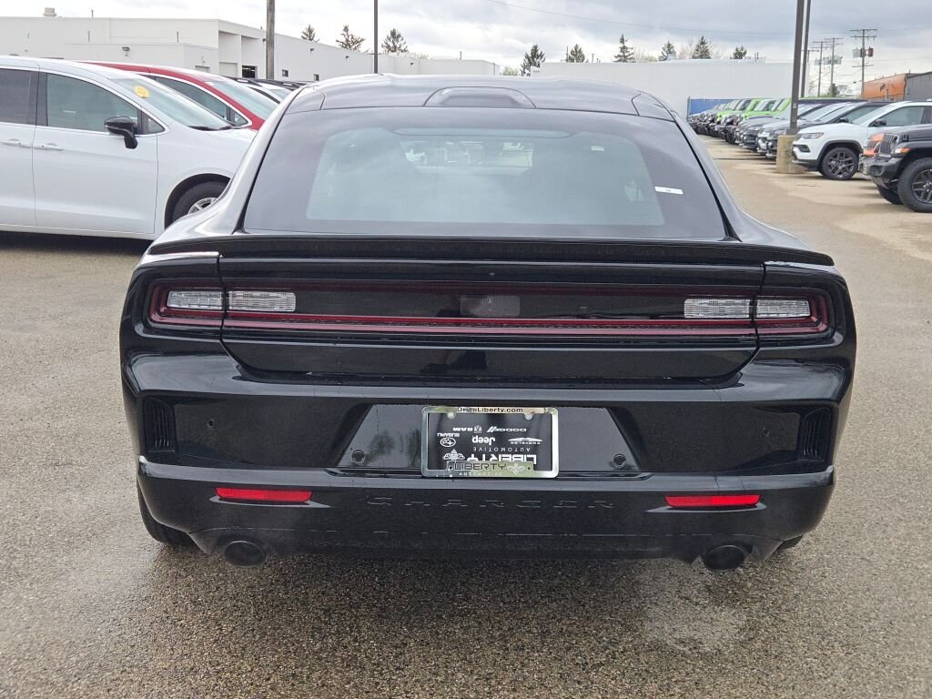 New 2026 Diamond Black Crystal Pearlcoat Dodge Scat Pack image 12