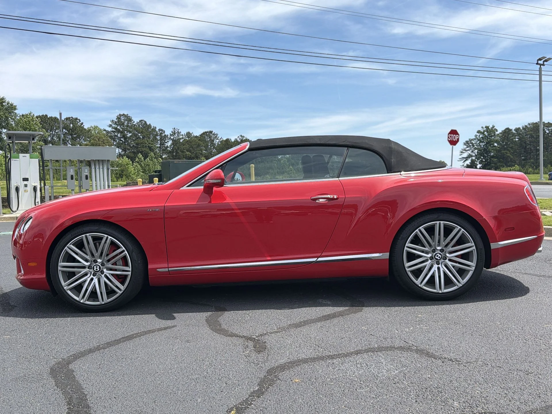 Used 2014 Red Bentley Speed image 21