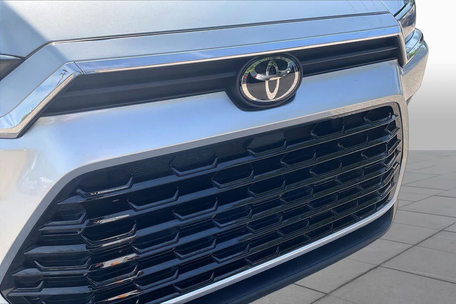 Used 2026 Celestial Silver Metallic Toyota XLE image 29