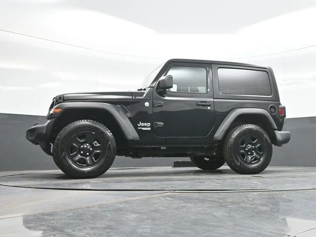 Used 2021 Black Jeep Sport image 21