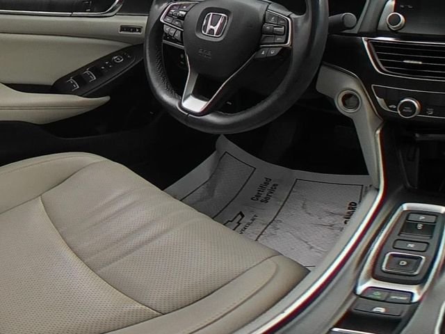 Used 2022 Red Honda Touring image 38