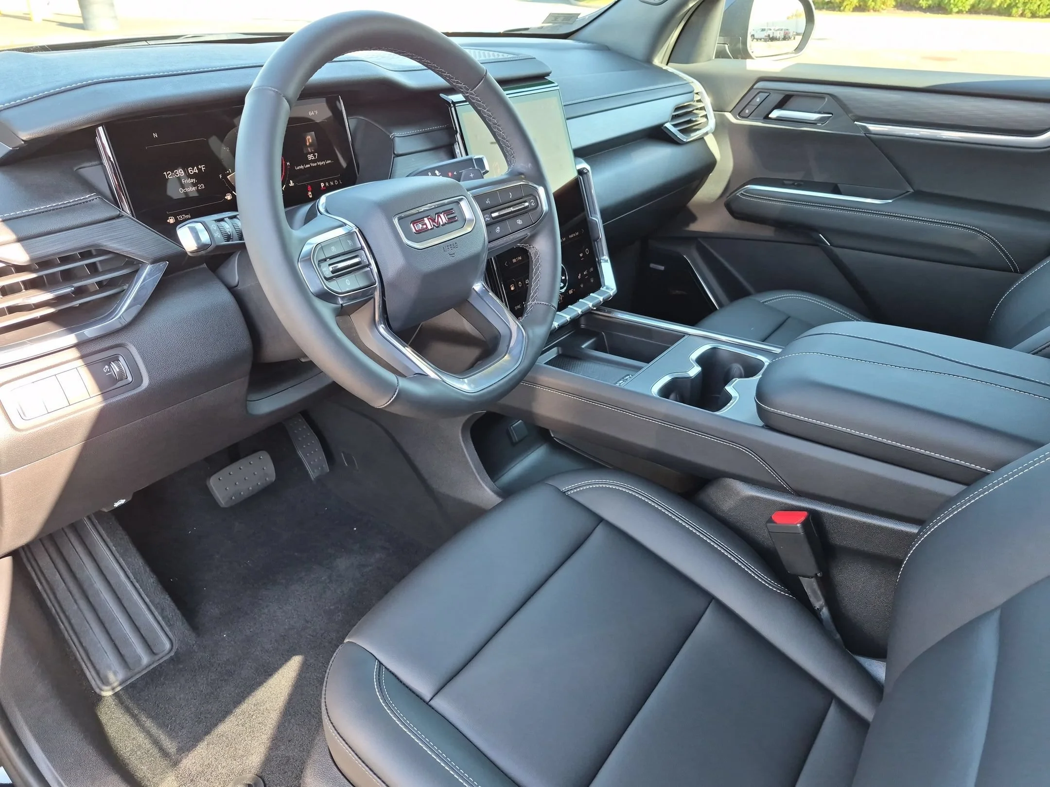 Used 2026 Ebony Twilight Metallic GMC FWD Elevation image 10