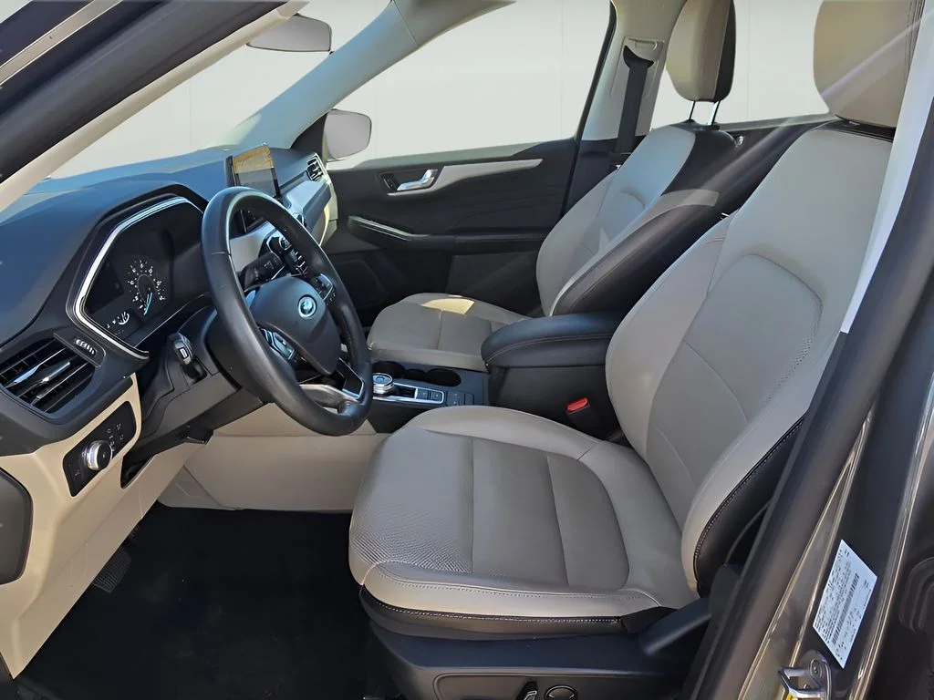Used 2022 Carbonized Gray Metallic Ford SEL image 12