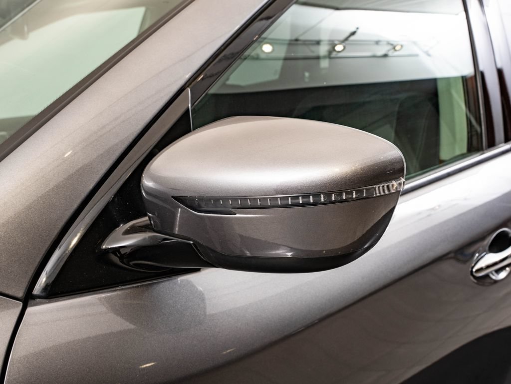 Used 2020 Gun Metallic Nissan SV image 15