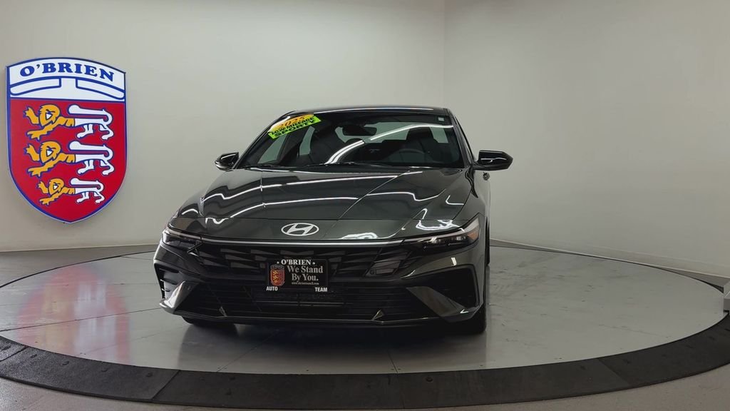 2025 Hyundai Elantra SEL - Photo 9