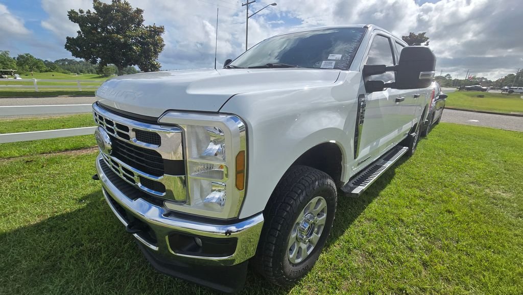 2024 Ford F-250 XLT 4x4 Crew Cab 8' Box's photo
