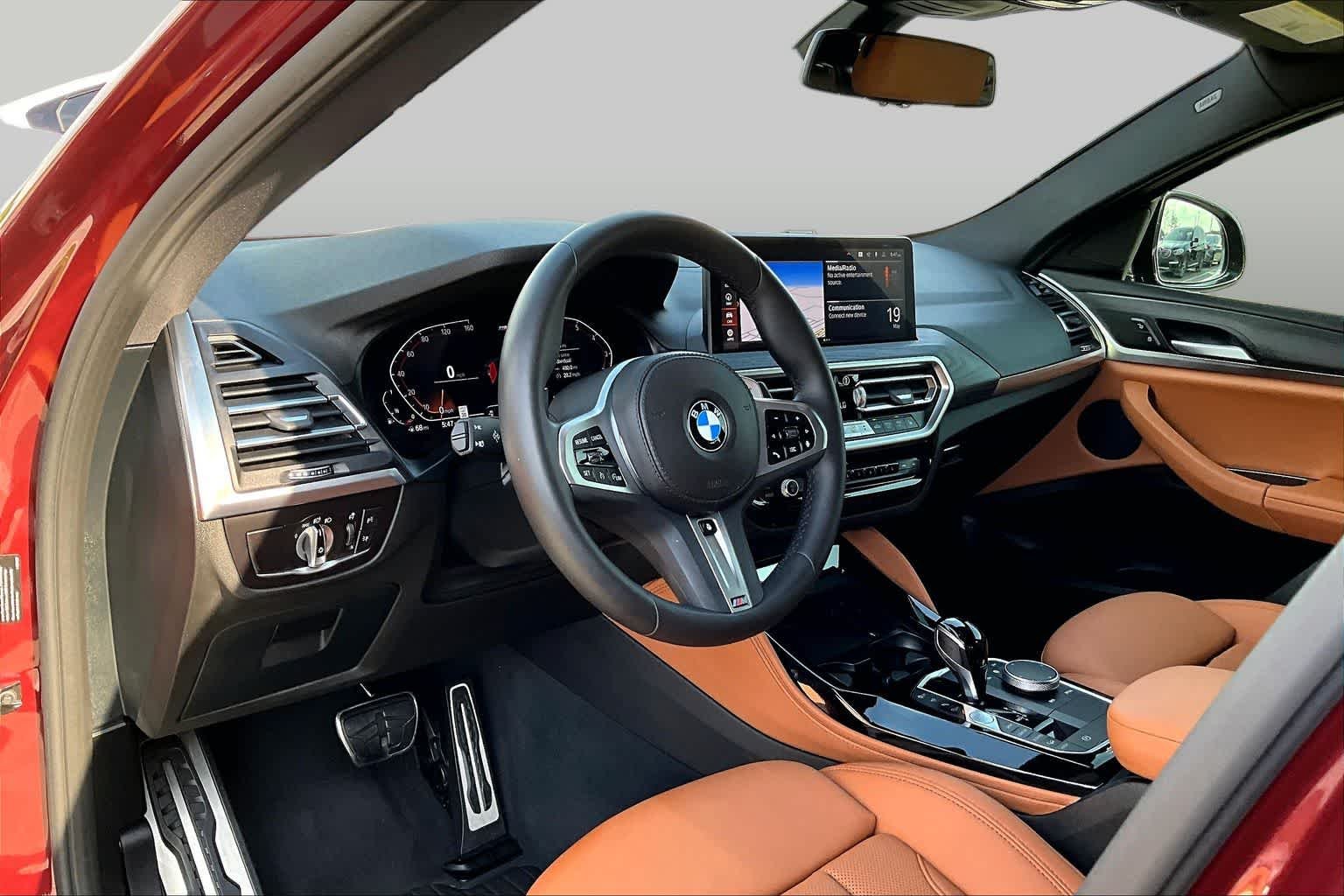 Used 2023 Piemont Red BMW xDrive30i image 17