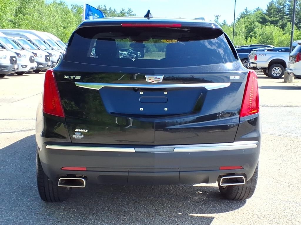 Certified Used 2019 Stellar Black Metallic Cadillac Premium Luxury image 5