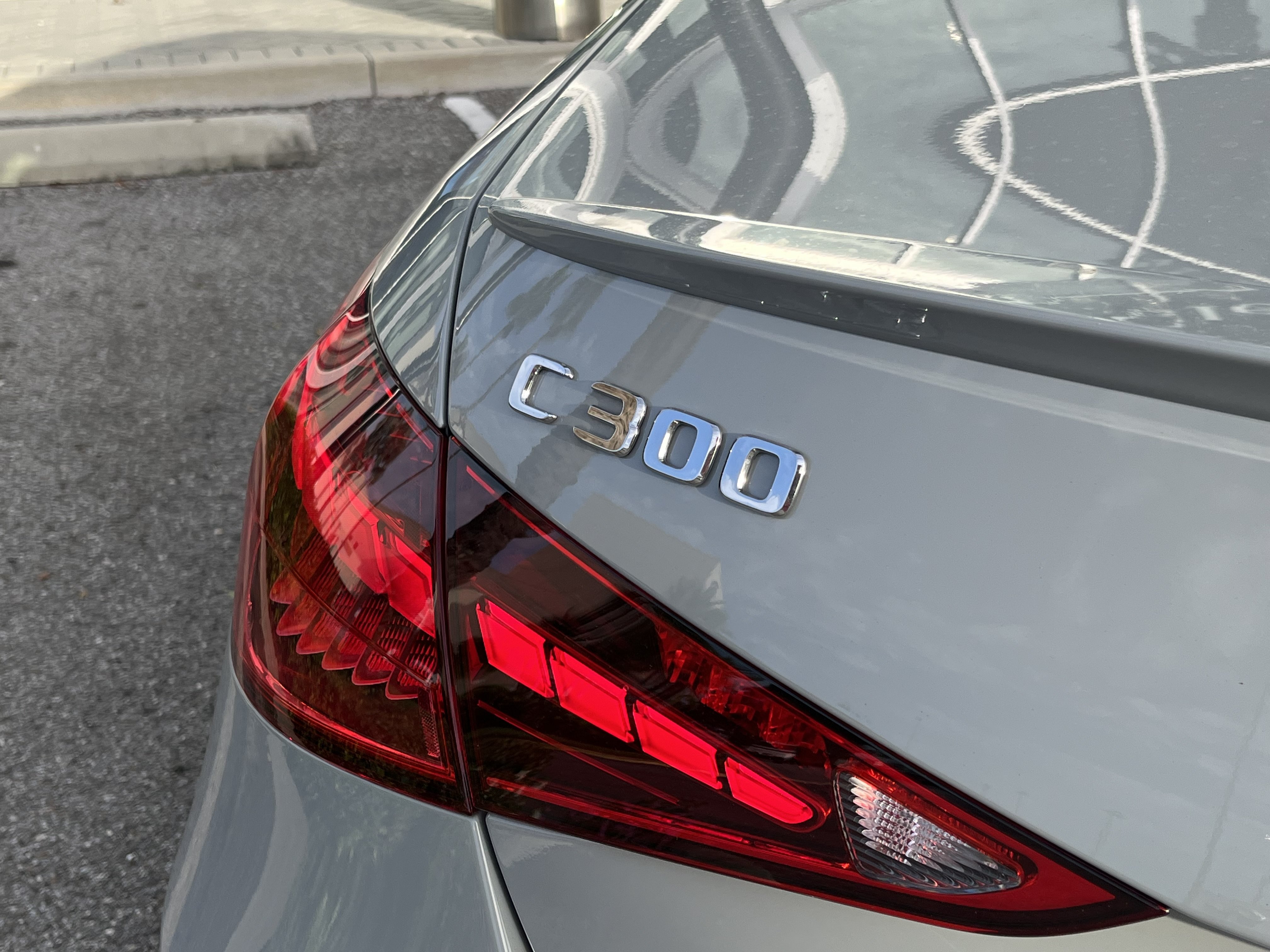 New 2026 MANUFAKTUR Alpine Grey Mercedes-Benz C 300 image 6